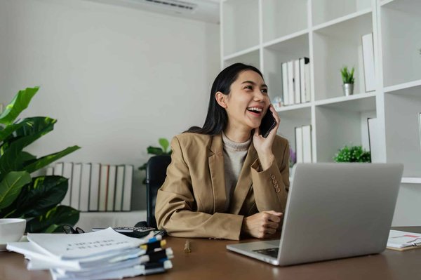 Quelle alternative écologique au papier peint traditionnel pour une chambre d'ado écolo?