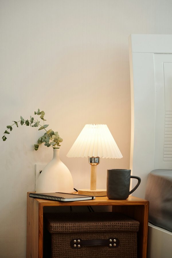 Table de chevet connectée : modernité et fonctionnalités à portée de main